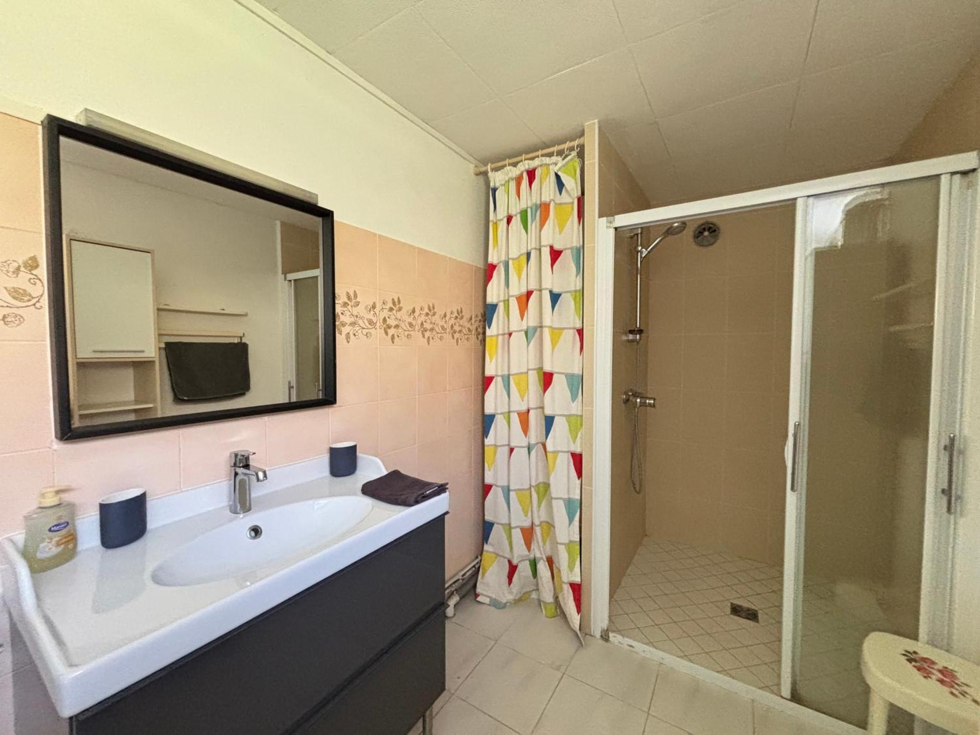 Maison De Campagne Lumineuse Spacieuse Dans Impasse Au Calme A Proximite D'Un Chateau Deux Verandas Grand Jardin Cabane Pour Velos, Pres Port En Bessin Et Bayeux, Proche Plages Du Debarquement Commes Εξωτερικό φωτογραφία