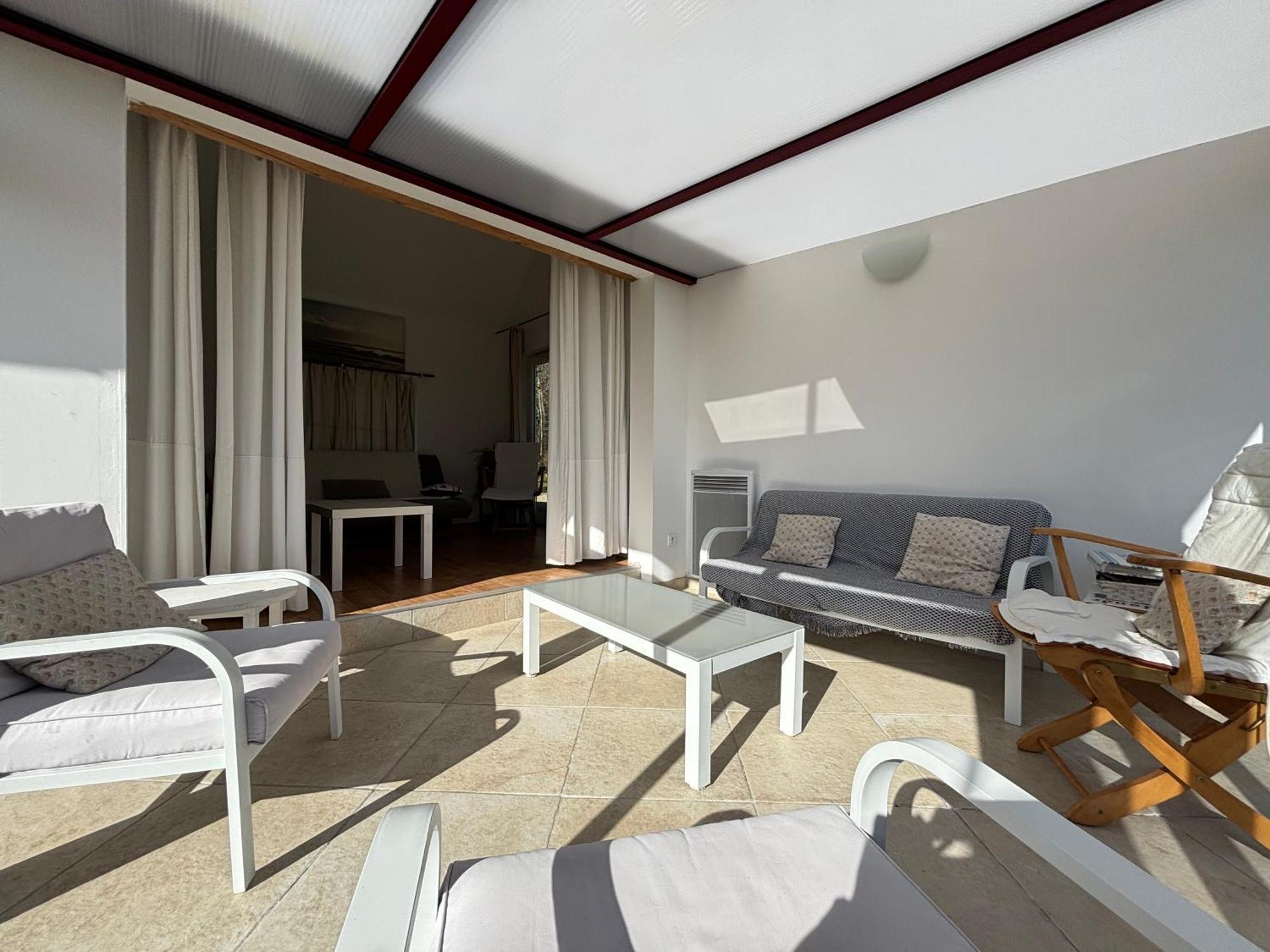 Maison De Campagne Lumineuse Spacieuse Dans Impasse Au Calme A Proximite D'Un Chateau Deux Verandas Grand Jardin Cabane Pour Velos, Pres Port En Bessin Et Bayeux, Proche Plages Du Debarquement Commes Εξωτερικό φωτογραφία